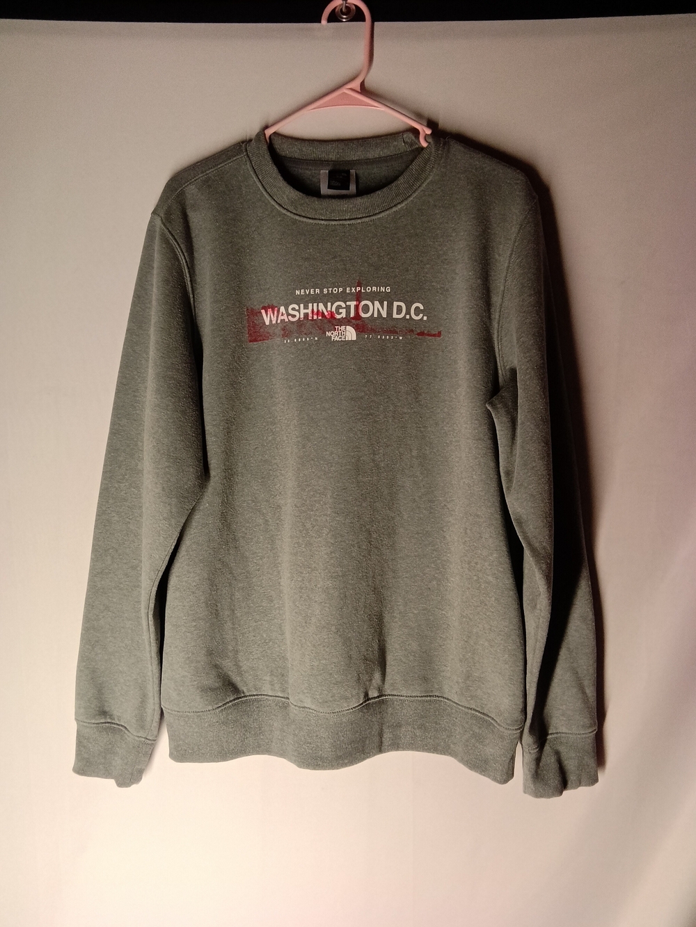 The North Face Men's Crewneck Sweatshirt - Olive